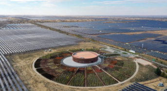 2GW! PV Solar Power Plant Connected to Grid in Desert of China